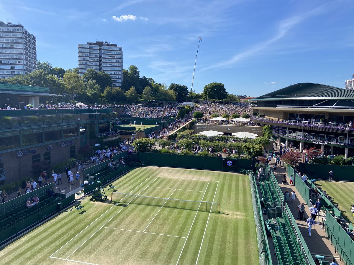 _SamShooter's tweet photo. Once in a lifetime day out at @Wimbledon with 👩‍⚕️@gwennanllwyd for the ladies singles final. ☀️ 🎾 🏆 https://t.co/J755Iig7WO