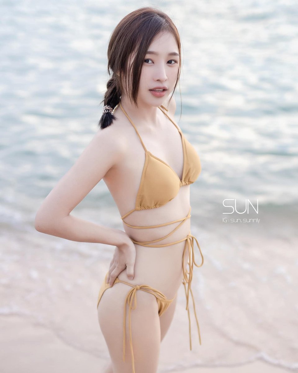 OnlyfansVIP5's tweet photo. Sun Nary
Model : Noo'Sun Nary 
ONLYFANS : https://t.co/wO343rTnnL
——————————————
ดูดาว OnlyFans มากกว่า200ช่อง พร้อมกันไม่มีรายเดือน
เพียง 290.- ครั้งเดียวดูได้ตลอดชีพ
แอดไลน์ 👉👉 https://t.co/ZsHGnoqEGi

#onlyfans #โอลี่แฟน #ดาวโอลี่แฟน https://t.co/Mq3DkR9R8s