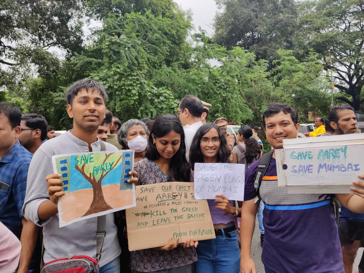 TOIMumbai's tweet photo. Mumbai: Citizens protest in #Aarey amidst heavy police deployment. https://t.co/2WaS4CAby9