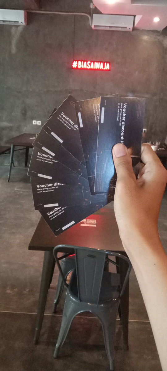 Hallooo kak <a href="/F2aldi/">FλL-D1 | Ningen (人間) 🍉</a> 
Voucher udah kita siapin nih.
Kabari temen² yg ada di foto ya,masing² dapet selembar cukup?
😎😎😎