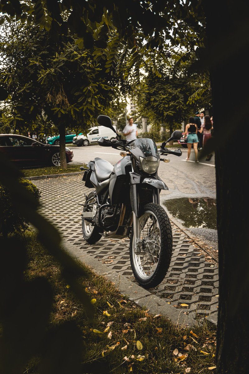RaduTabirca's tweet photo. Found a cool bike yesterday https://t.co/IRf0luHogg