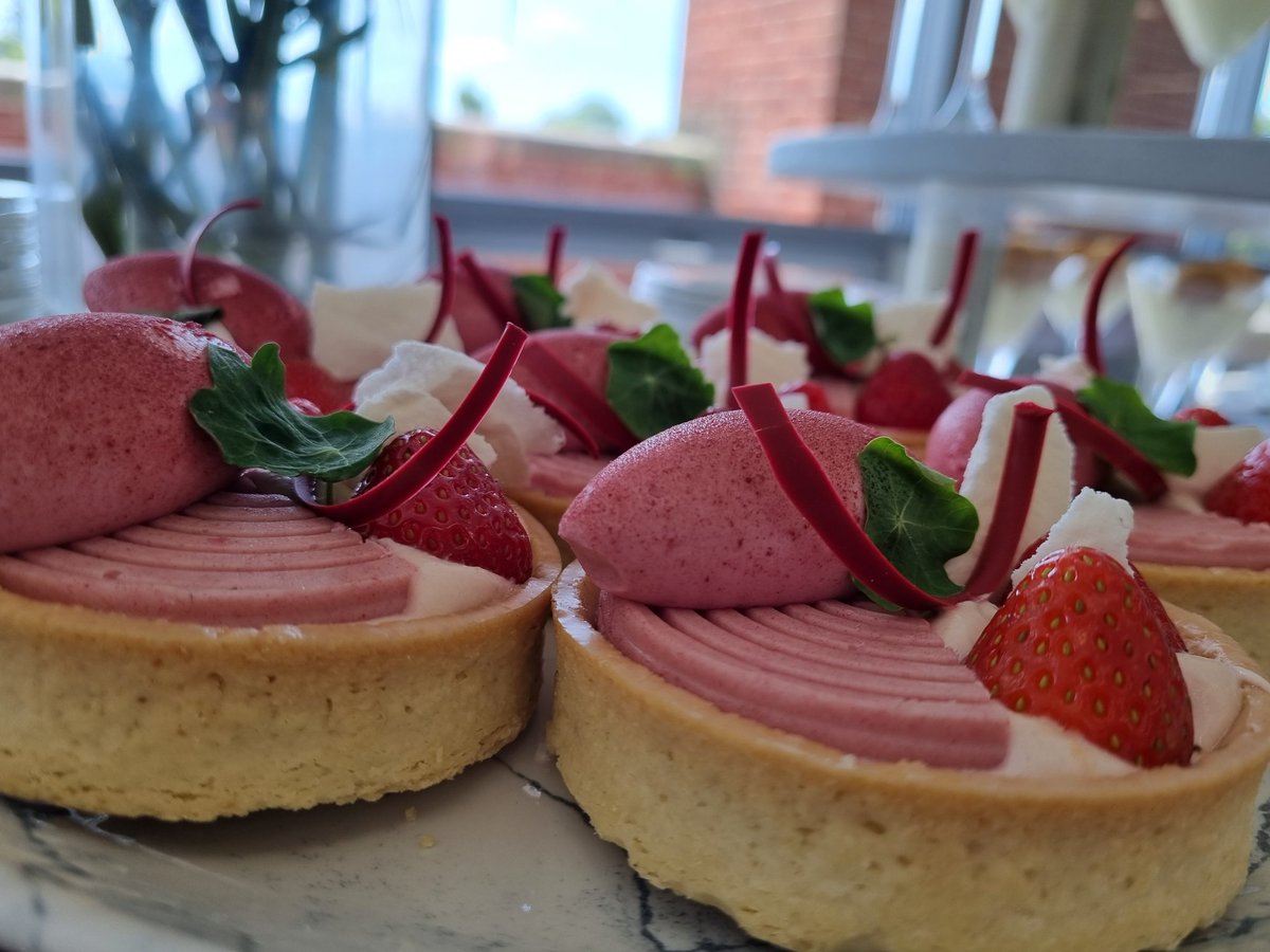 Devon_Wright tweet media