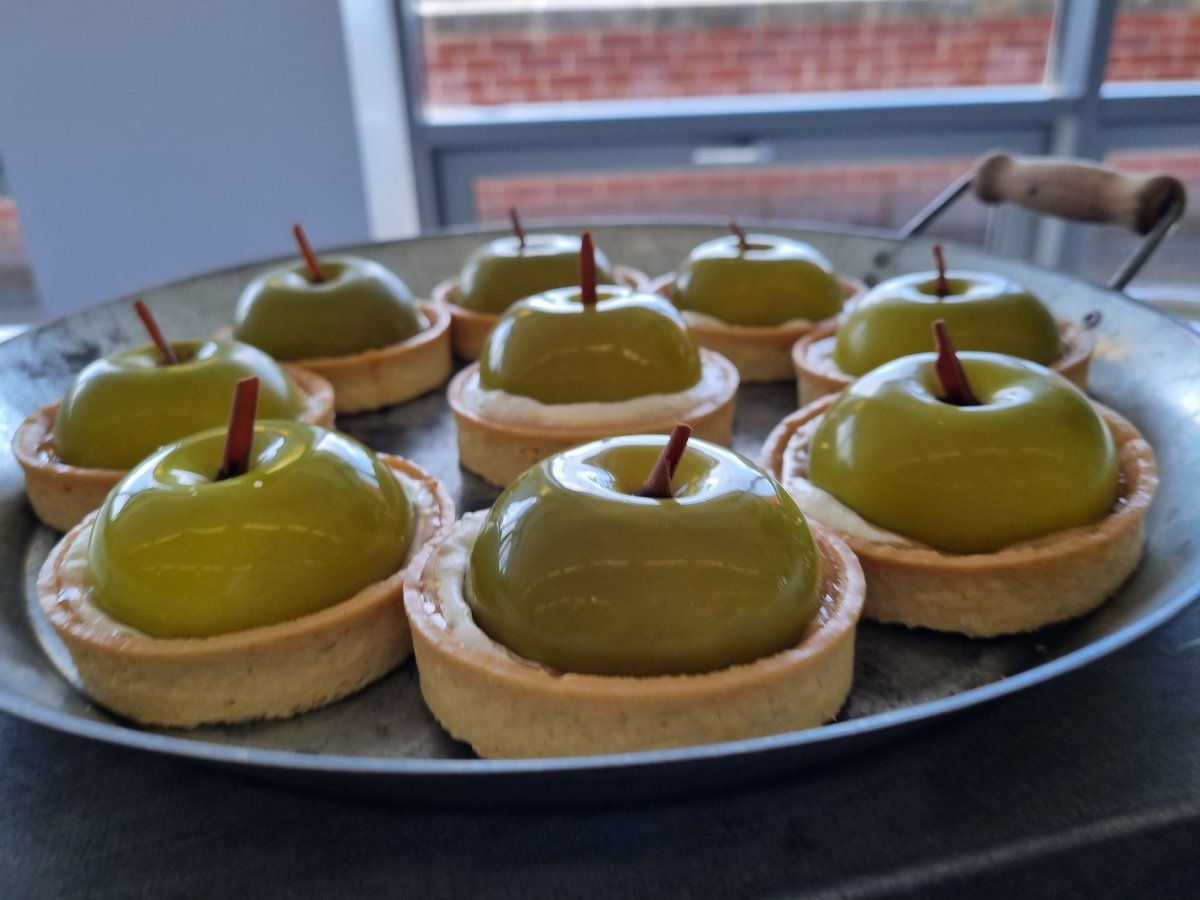 Devon_Wright tweet media