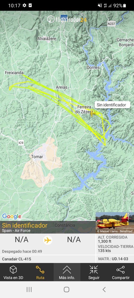 MilRadar's tweet photo. #Bombardier CL-415 UD.14-03 del @EjercitoAire colaborando en la  extinción en #IROurem en #Portugal 
#Grupo43 #Corsarios https://t.co/vQHl5PuXMh