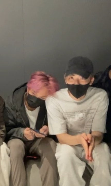 NAHYUCK NATION WE THRIVEE