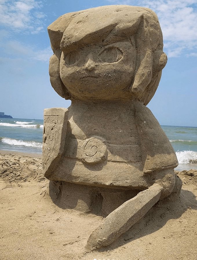 David_Payan2's tweet photo. Sympa cette statue de Link dans du sable ❤️ https://t.co/t2Ft7ioi55