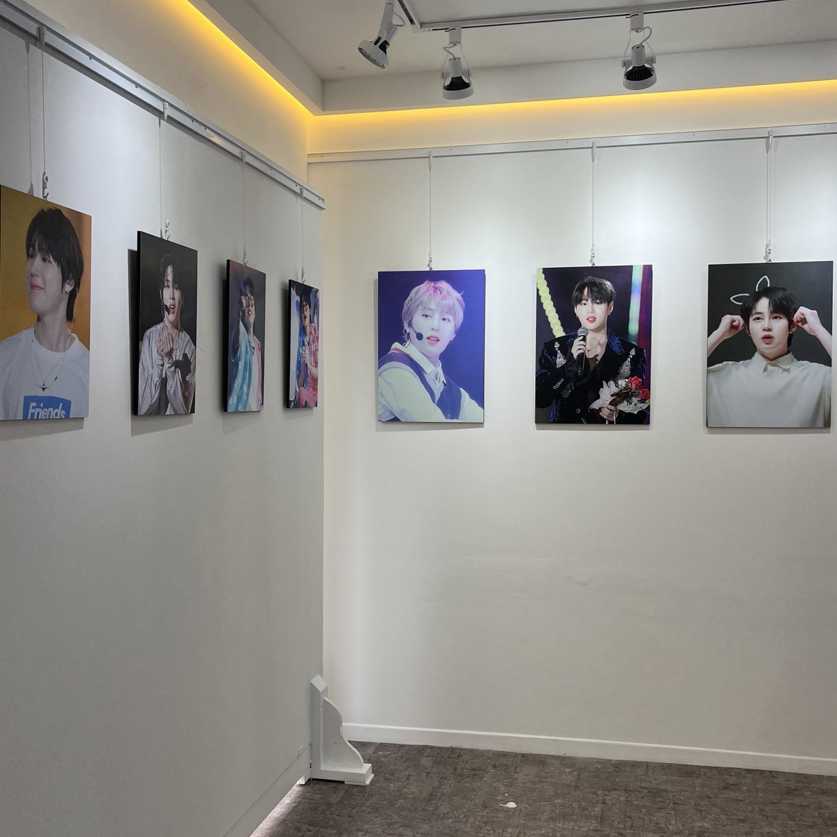 서가대 이후 오랜만에 간 한국에서ㅠㅠ 너무 예쁜 이벤트 감사합니다😊💛 다음 컴백도 화이팅!!!! 하성운 최고❤️ 하늘님들도 최고예요❤️ #하성운  #하성운컴백한다_하늘이들아같이놀자