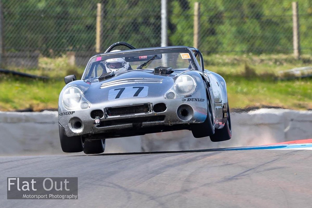 Back on track this morning for another day of action. Plenty of races and of course #SLS finals action to round out the day. Action all the way to 5pm 😎