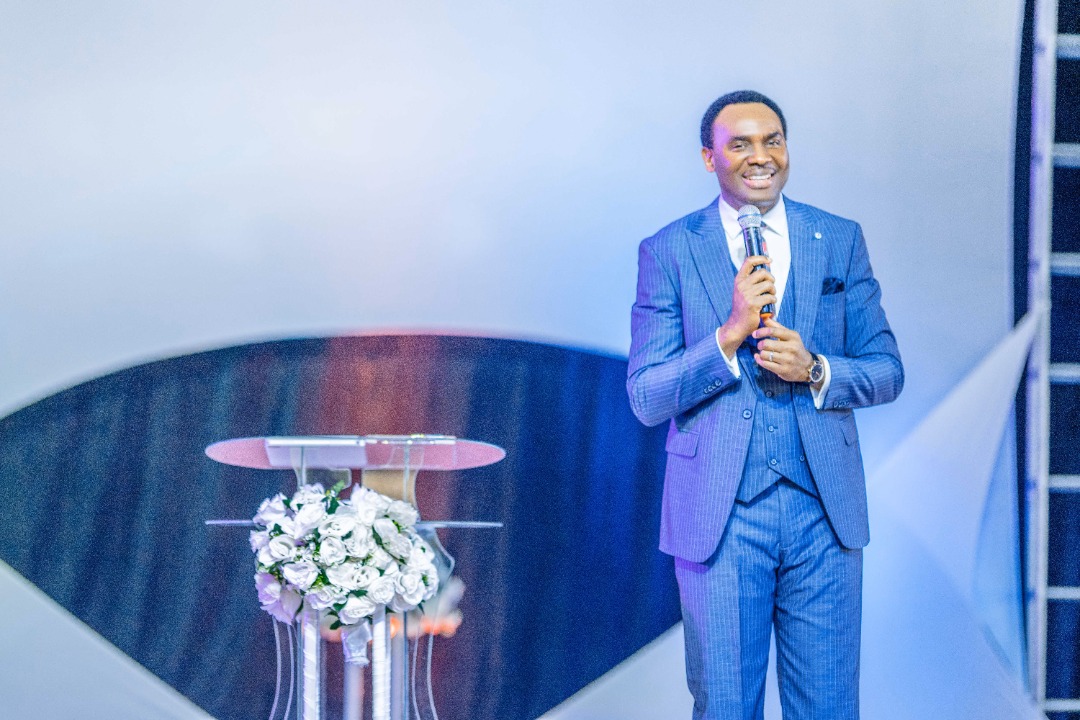 As we keep learning God's Word, our minds keep getting renewed and as our minds get renewed, we find that we'll be transfigured to become more and more like Jesus. That's the secret to reigning in life. -RPN
 #HowCanYouLoveMeAndNotCoerceMeIntoTheTruth
#KingdomExpansionEpisode4B