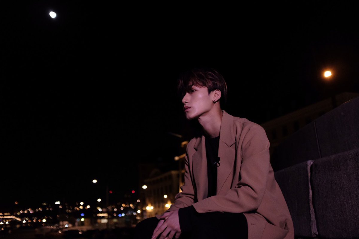 YUNHFO's tweet photo. I love you 3000 ♥️ https://t.co/DUllewUmT5