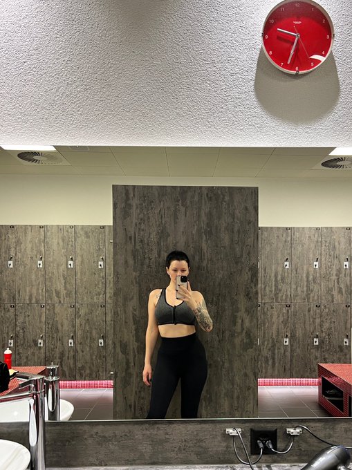 Started to workout again and it feels soooooo good! ?? https://t.co/KdfVOxe90o