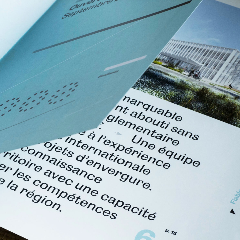 205tf's tweet photo. Project: Campus Région du numérique
Typefaces: Salmanazar (Juliette Collin, 205TF); Beretta Sans (Damien Gautier, 205TF)
Graphic design: Bureau 205
—
#205tf #juliettecollin #salmanazar #damiengautier #berettasans @Bureau_205 https://t.co/CuewuGhfsb