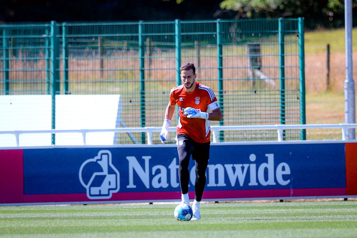 Vitória importante neste início de preparação.
Segue o trabalho forte! ✅

#Helton #slbenfica #EPluribusUnum