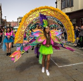 SPQDerby's tweet photo. The Caribbean carnival returns to the city centre next Sunday 17th July. The party starts on Cathedral Green before arriving in the Market Place at 1pm to start the procession through Cathedral Quarter and St Peters Quarter on their way to Osmaston park! https://t.co/021w0FStZz