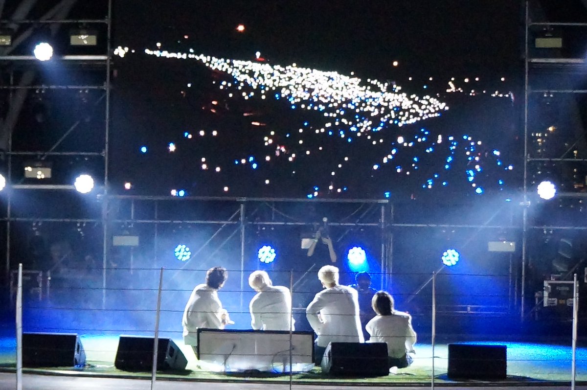 o_xsxs's tweet photo. " 지켜나가자 위너 " https://t.co/SaBjGIBZ3c