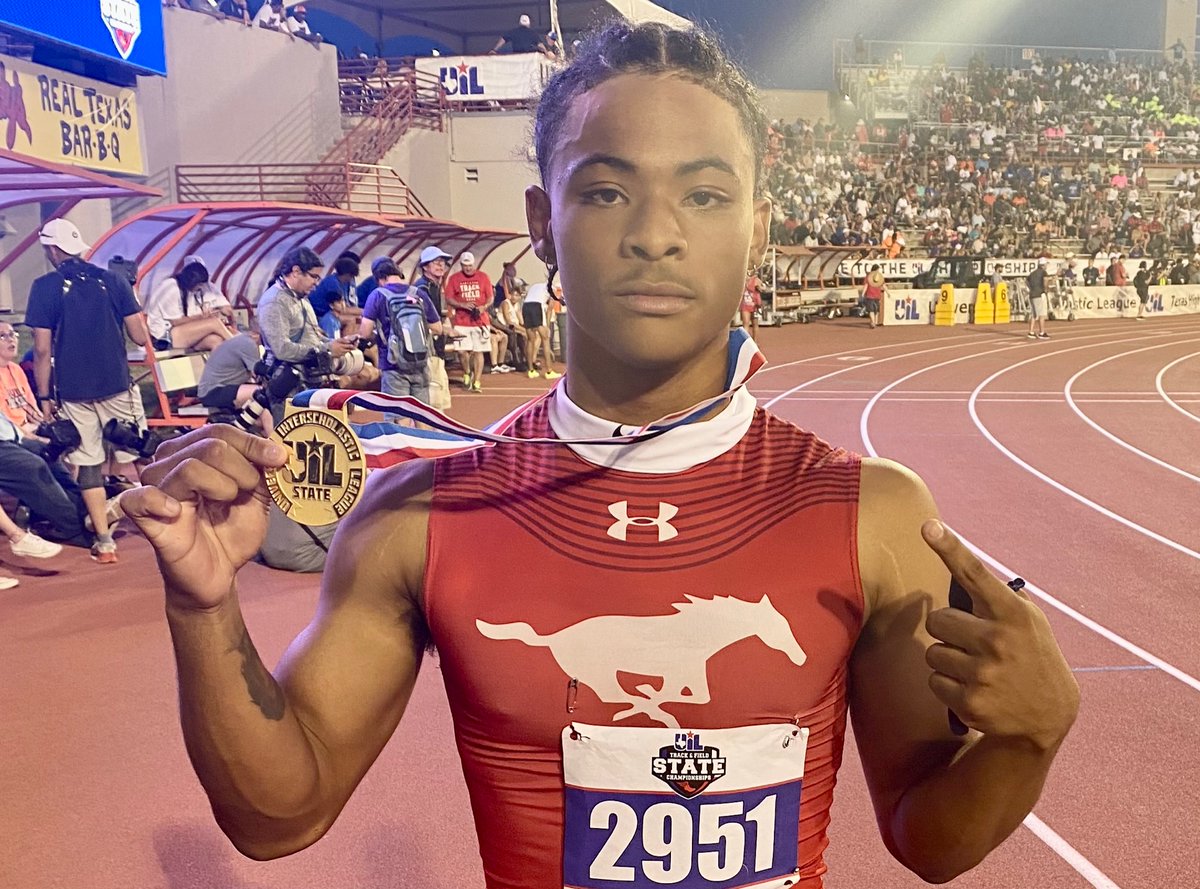 Rickyprep's tweet photo. The top 50 Central Texas athletes of the year @statesman of the year include @CheNwabuko1 of @ManorHS Manir, @LeschberStryker of @DogsThorndale Thorndale, @jadengreat1 Jaden Greathouse of @Westlake_Nation and @GMoneyMaul of @CPHS_TWolves https://t.co/tOBsoi8L0I #centexpreps https://t.co/qhE9MHDXIR