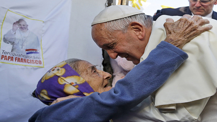 mercadomariano's tweet photo. 7 años de #FranciscoEnPy #PapaEnPy https://t.co/KpkTBsvMAU