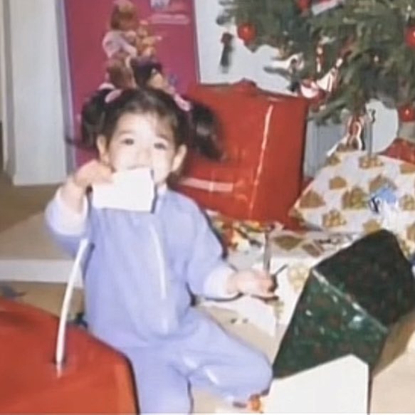 softestcamille's tweet photo. these pictures of camille as a child are too cute https://t.co/BEGd1Di4AX
