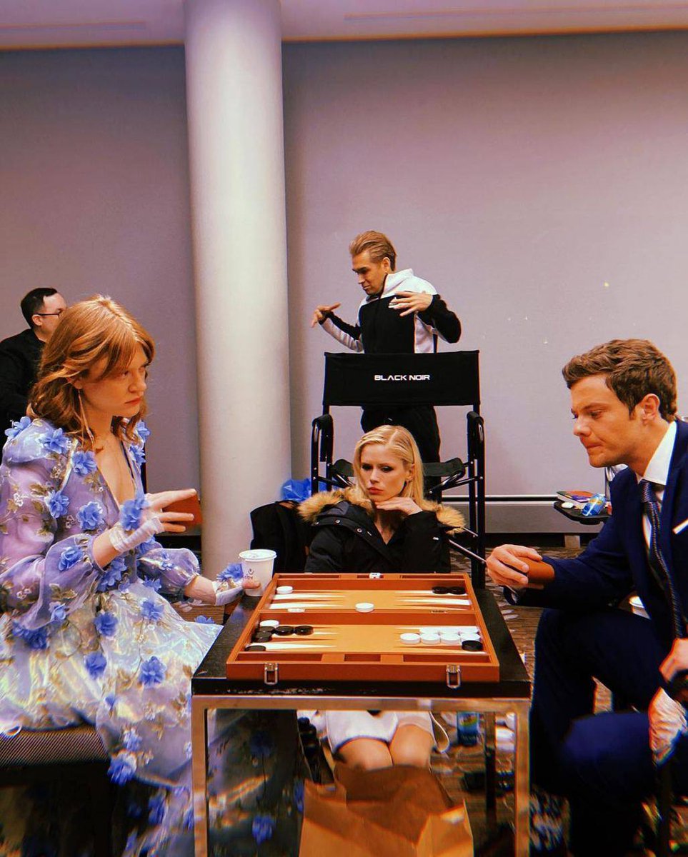 rcooncity's tweet photo. ОЧЕНЬ весёлые фото со съёмок третьего сезона «Пацанов» https://t.co/65fDTMVIm8
