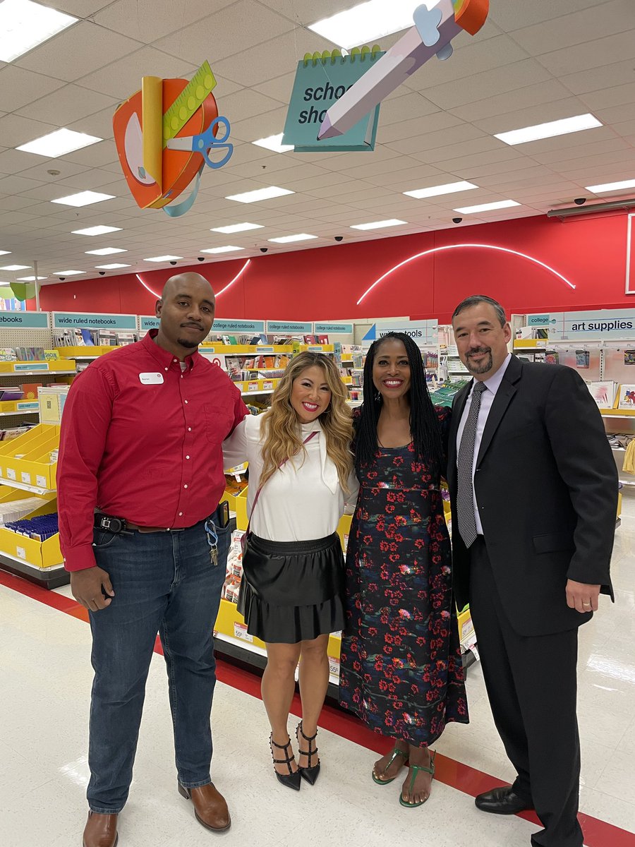 Laysha Ward tweet media