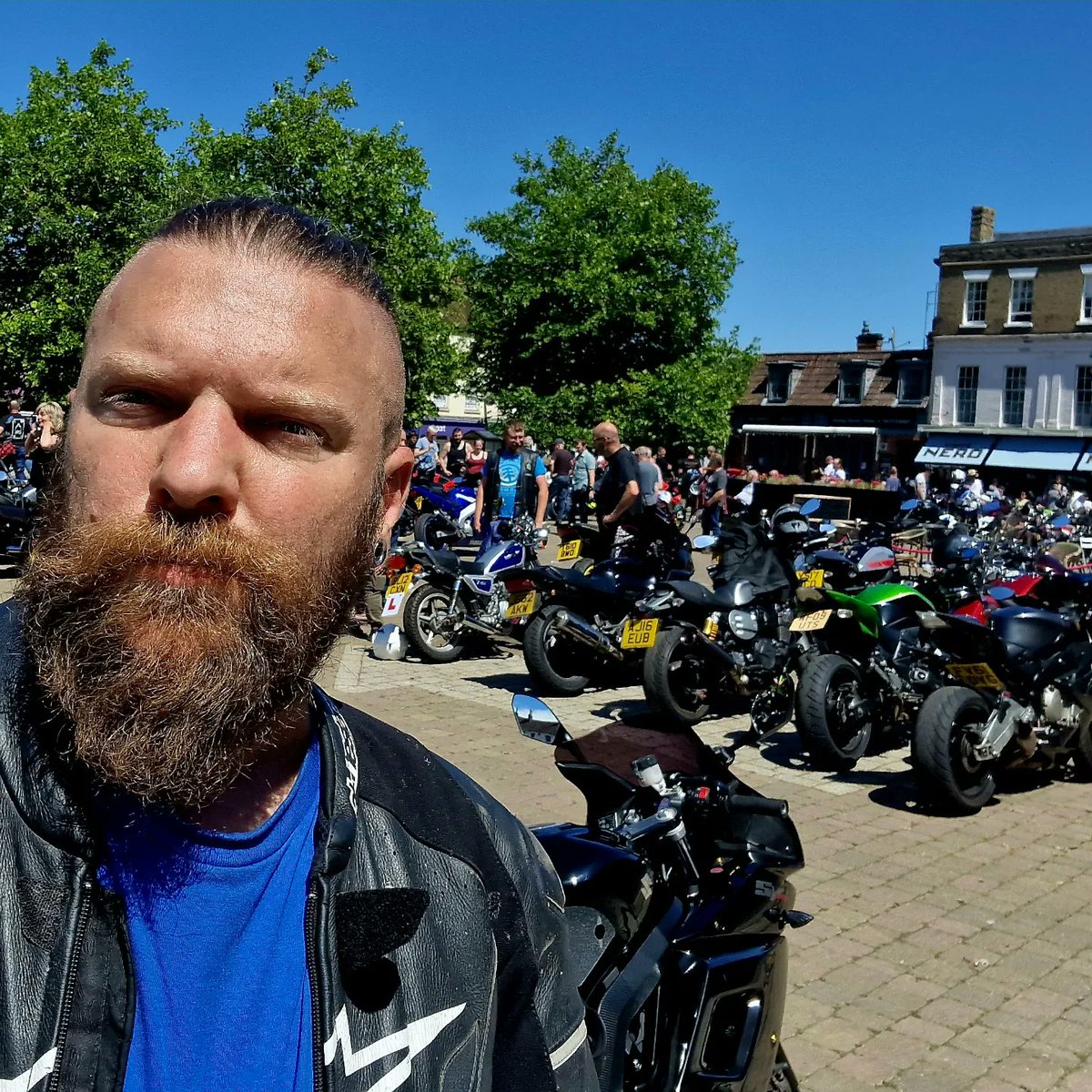 Biker_Kink's tweet photo. It's 30°c today and I'm riding in full leathers. Get on my CashApp boys and send for some cold drinks. https://t.co/gPiheddJmo