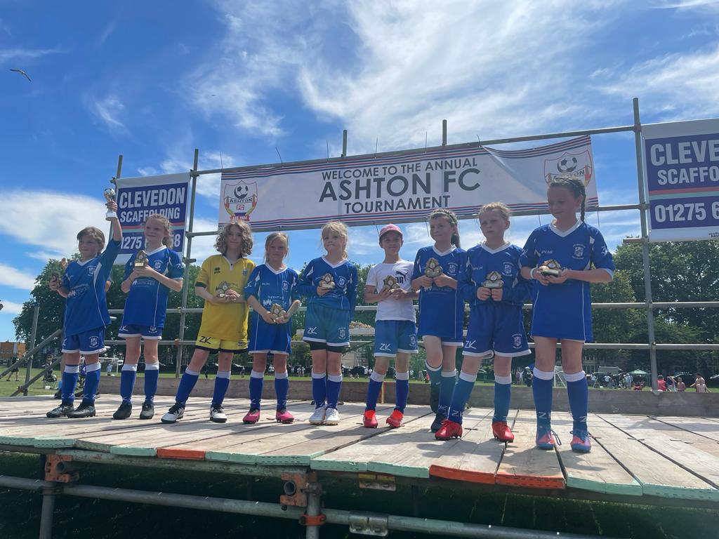 Markgrinter73's tweet photo. Super proud of this lot Ashton u9s tournament champions #HerGameToo  #frysjfc https://t.co/p7lBWZfp5P