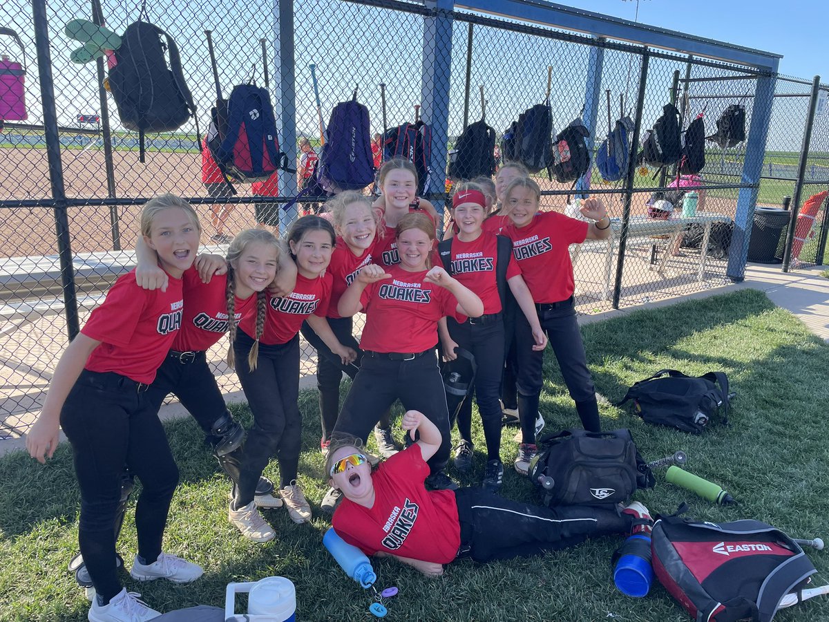 Nebraska Quakes Gold - Byrd tweet media