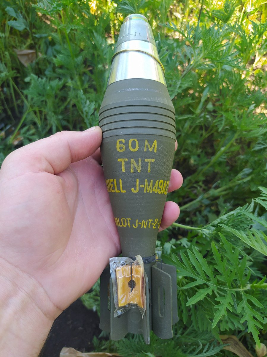 0305 B632 8-CARTRIDGE 60MM M49A4 迫撃砲弾用