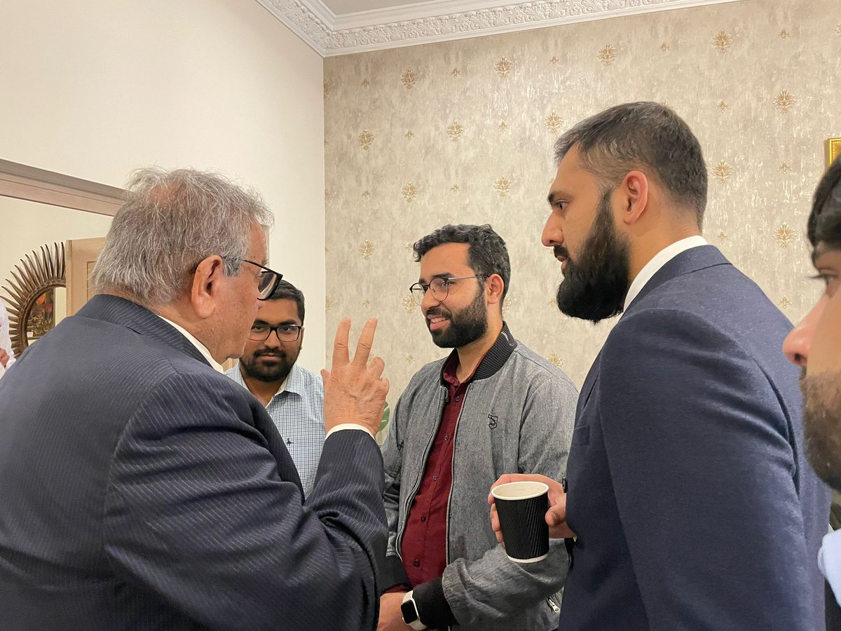 olympiapub's tweet photo. A well attended book launch for Destinations Unknown at the University of Glagow, with Consul General of Pakistan and the Dean of Glasgow University, Dr. Imran!
Grab your copy today!
https://t.co/F95ljFTWgZ
#DestinationsUnknown #PakistaniAuthors #PakistaniEngineer https://t.co/gVGkUQ1FoO