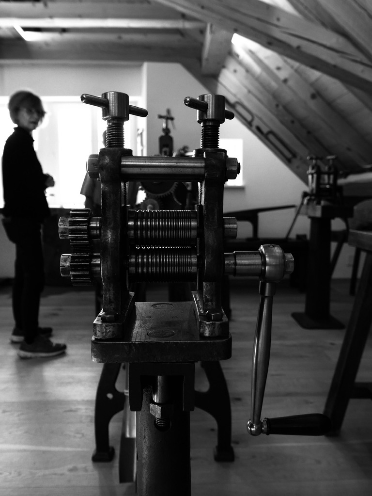 celiakudro's tweet photo. Here is a little gallery of tools that will be familiar to any metal artist. All of it is set up and appears ready to use at the the time machine that is the Musée de la Boîte de Montre in #Noirmont, Switzerland. https://t.co/zOOdIrMWry