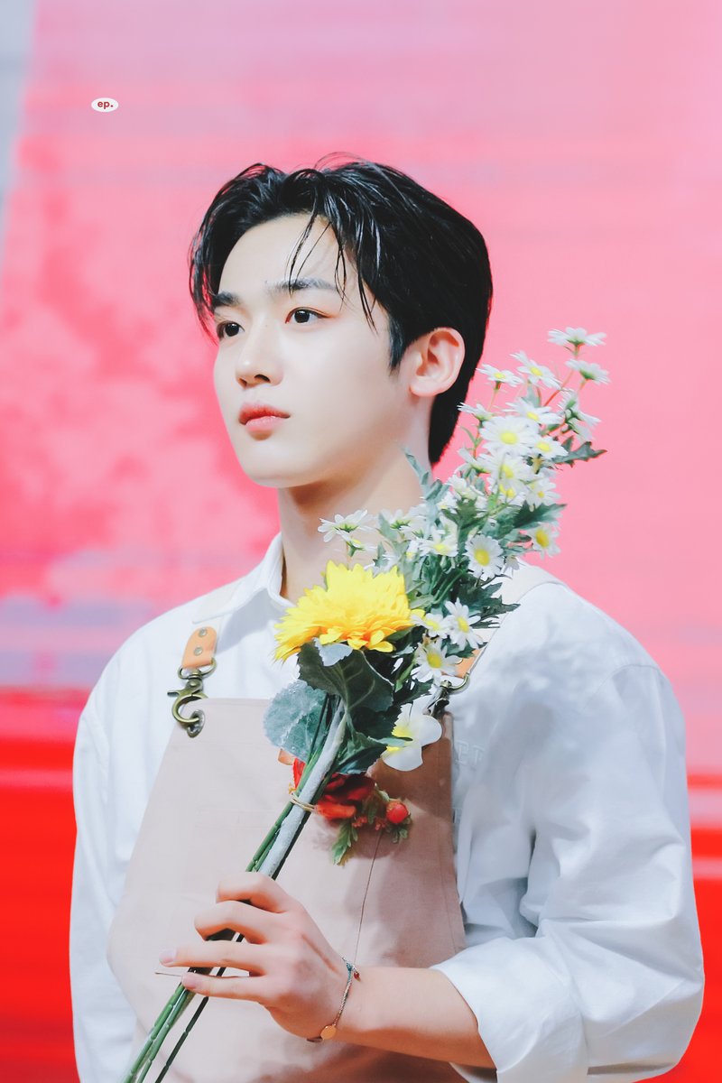 220603 #김요한 #WEi