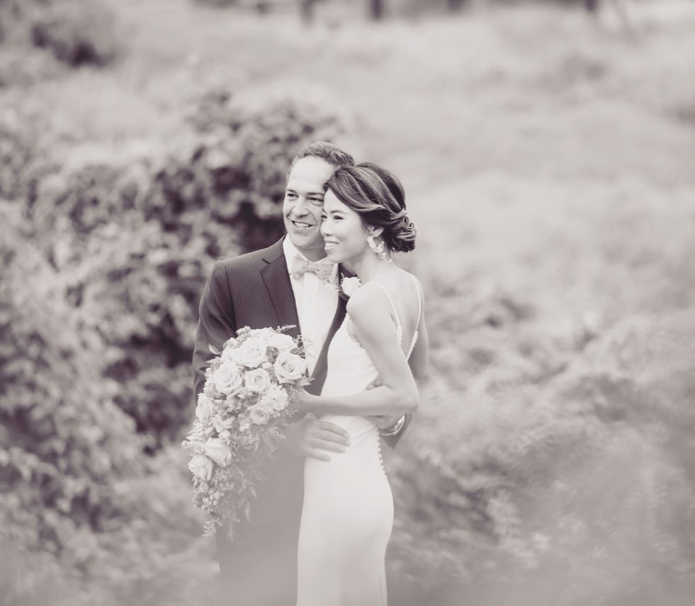 jdelgiudice's tweet photo. One year ago today I committed to roughly 20,000 more dinners with this person.  Best decision I’ve ever made.  @mzhu14481872 #paperanniversary #CapeCod https://t.co/SXZfr2yuqI