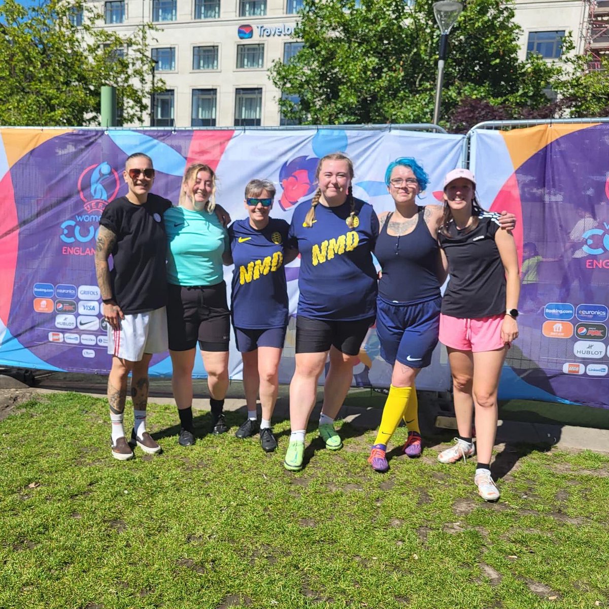TheAFLeague's tweet image. Beautiful day for a kickabout in town with @ManchesterLaces 😍

📍 @Manchester_FA Fan Park