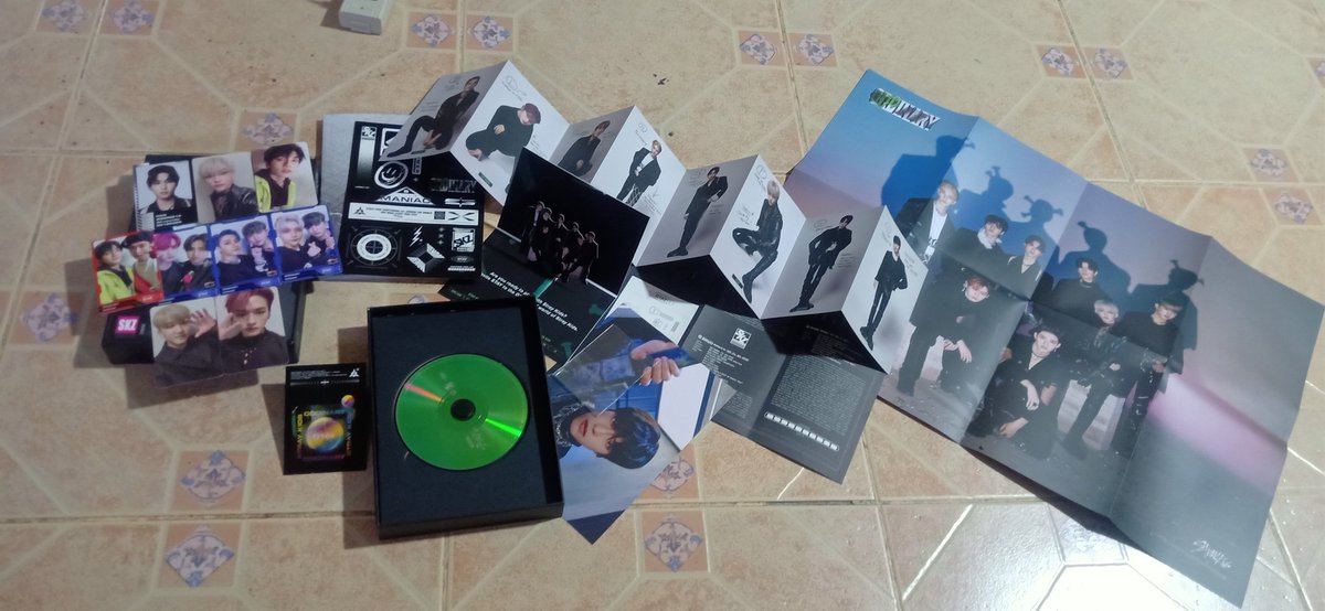 _itsnaoornever_'s tweet photo. #SCPHFeedbacks My ODDINARY album arrived safely! finally!!! Thank you for the freebies @starrycityph looking forward to more transactions from you! ♥️♥️♥️ https://t.co/teJb3SON06