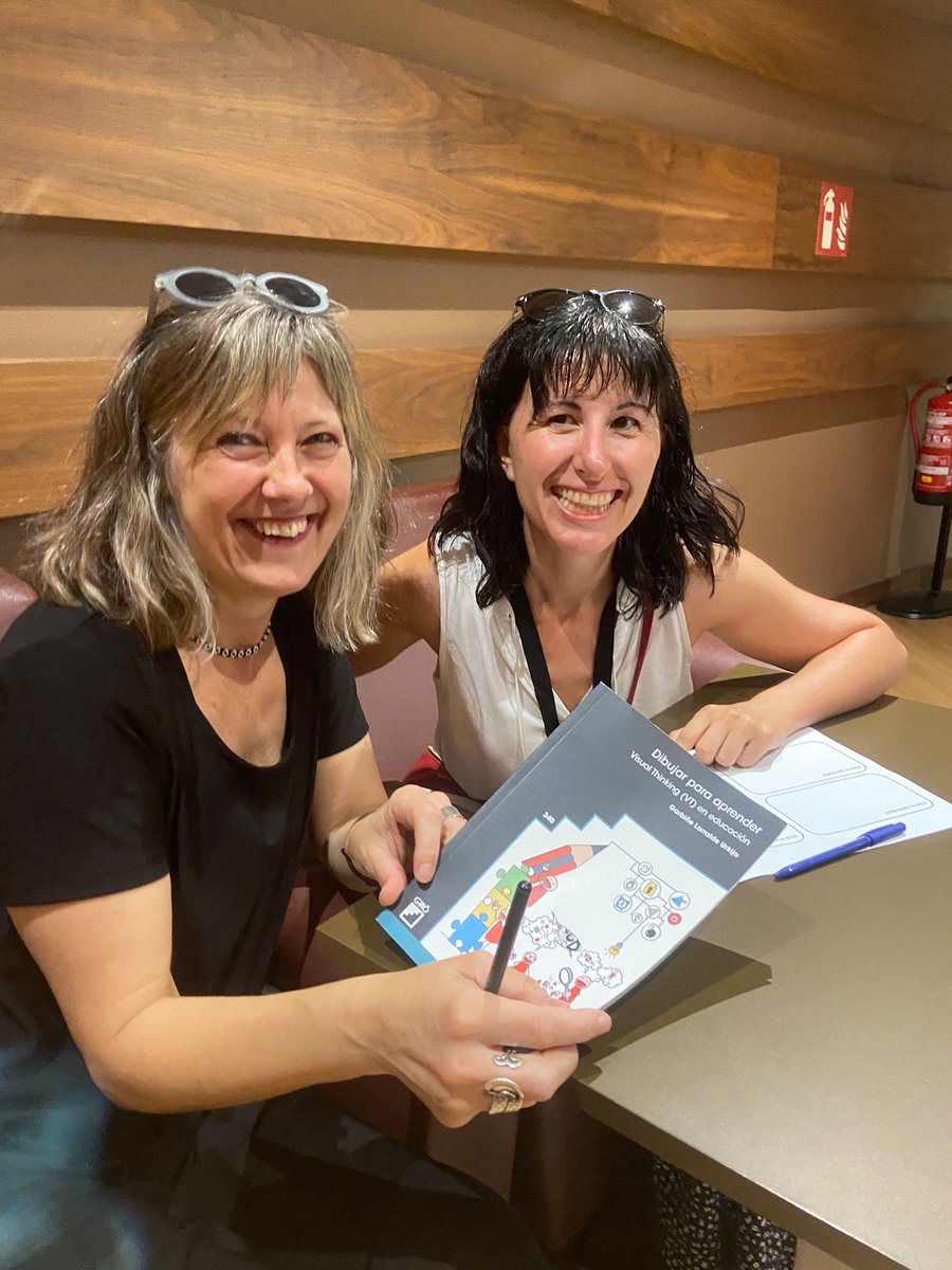 vanesa_marin's tweet photo. Con la gran @garbinelarralde #visualthinking #aulablog22 https://t.co/RXFQwV164R
