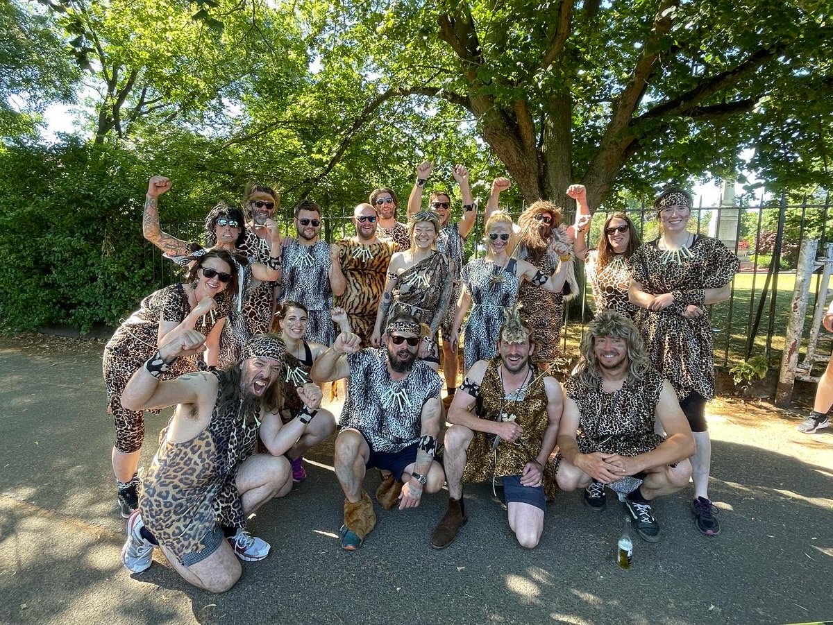 Look at this lot! #yorkdragonboat ⁦<a href="/RotaryClubYork/">York Rotary (UK)</a>⁩ ⁦<a href="/DBE_UK/">Dragon Boat Events</a>⁩