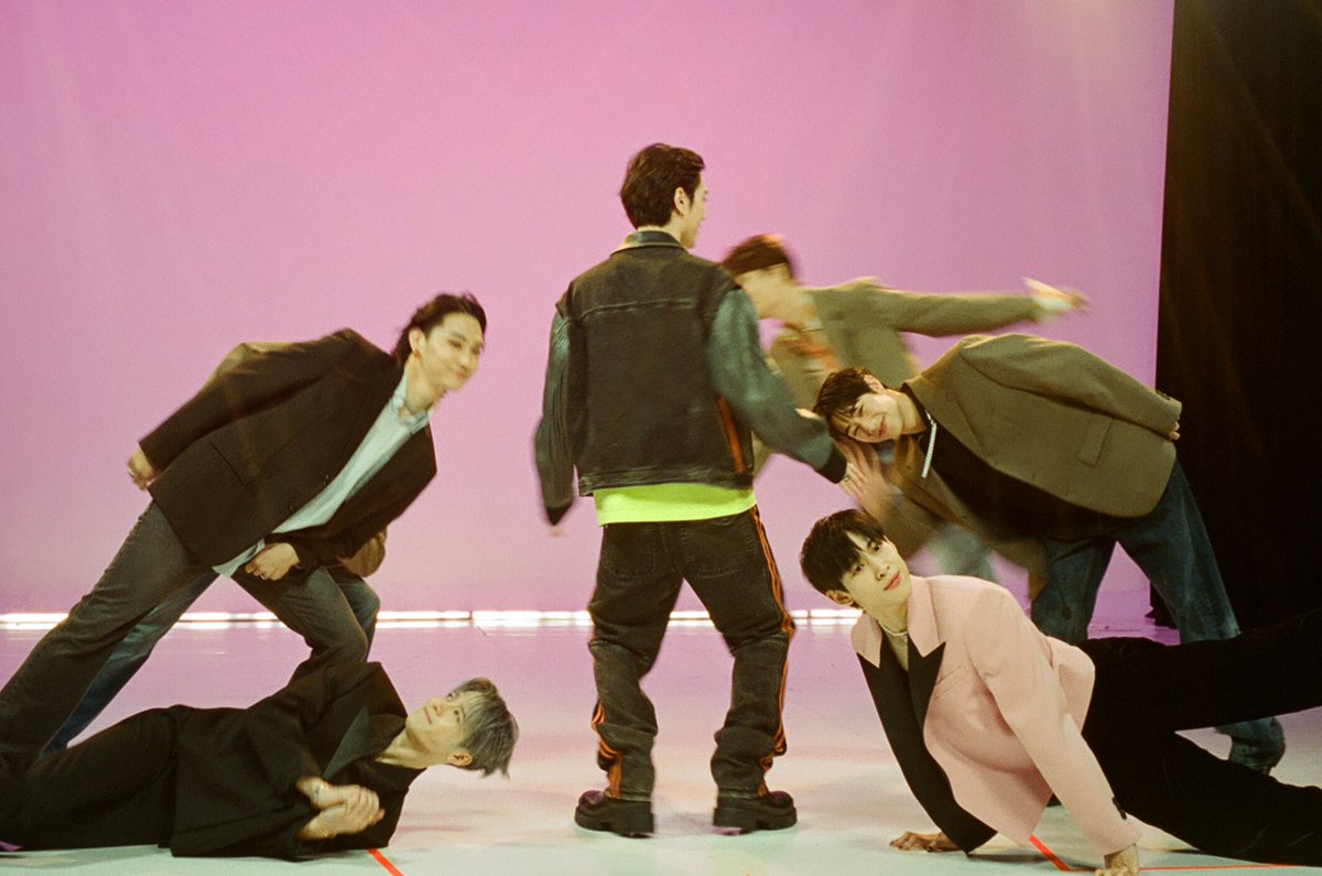 sevendabs's tweet photo. CLEANSING YOUR TIMELINE WITH THIS GOT7 https://t.co/iC36uk2Jsy