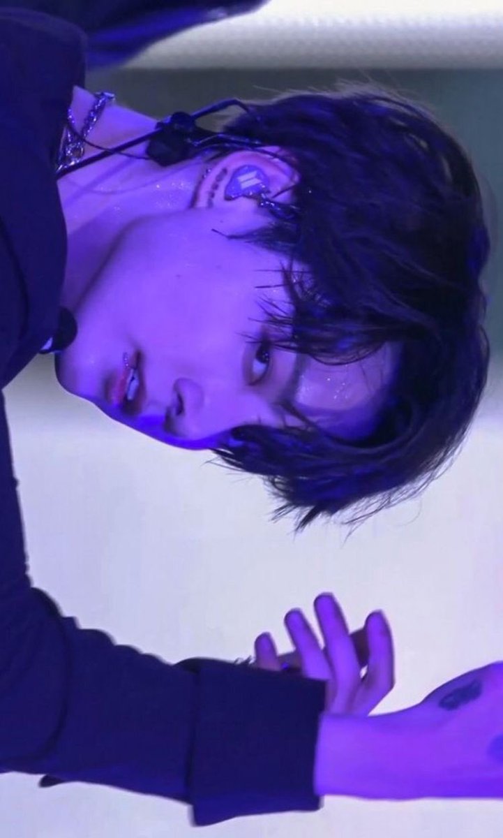 MComienda's tweet photo. @topclass_gab  whaaaaaaaaaa hawig mo Dito si jk 🙈🙉💚🦖
#gabsalvador https://t.co/g154TtwqTP