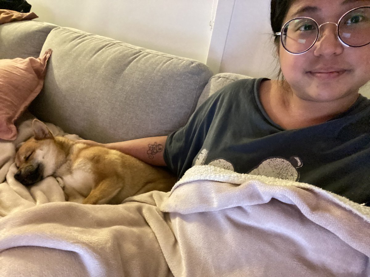 k__trina's tweet photo. Tea, cake, Masterchef, emails and a sleepy puppy with me on the couch. Haven’t had a chill Sunday night like this in ages. https://t.co/WAJ6lAdjry
