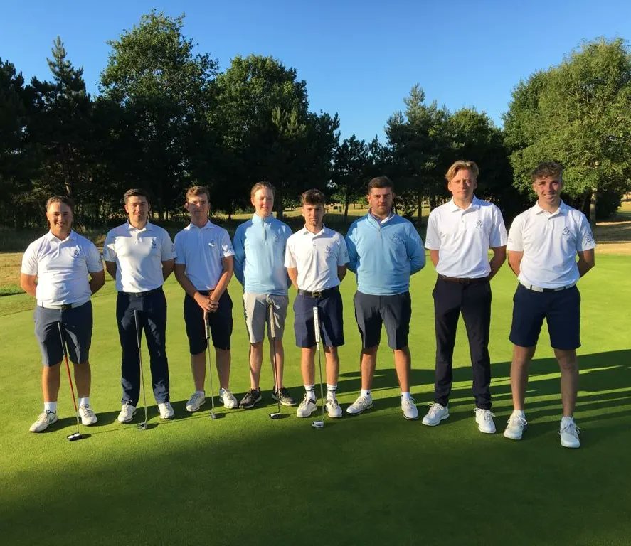 Kent_Golf_'s tweet photo. The Men's Colts matches v Surrey are underway - good luck & play well π
#mensgolf #matchplay #kentcolts #KentGolf https://t.co/UymF0G2OZ2