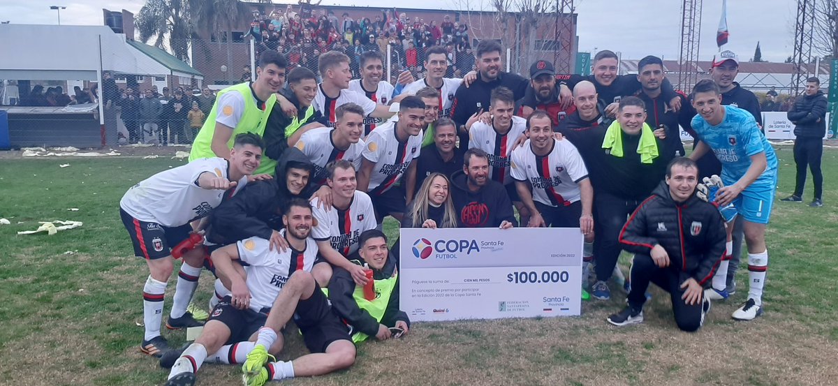 Historico.
El club con el invicto más largo del país, 52 partidos. En Liga Esperancia de Fútbol y Copa Santa fe.