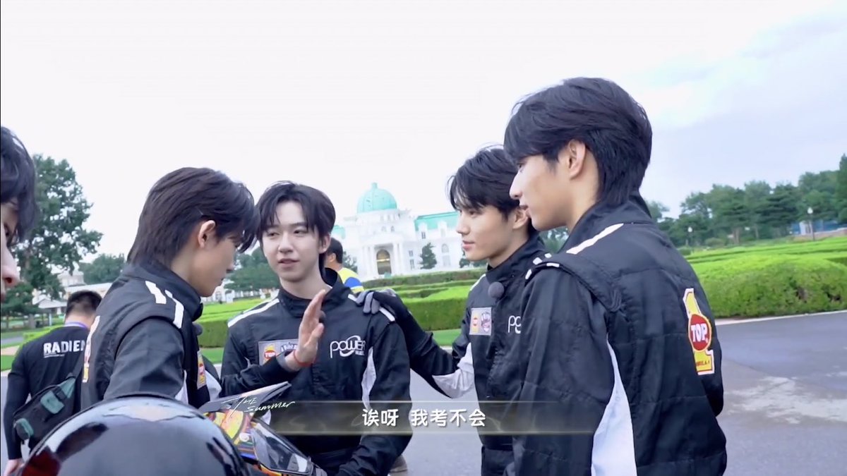 sdsntyyds's tweet photo. 220710 TNT Weibo update 💖

TNT Summer Series VLOG《TNT Summer Camp》EP01 Unreleased Teaser 🥰💛

Full version 🔗: https://t.co/Q86RuZP4mz

#TeensinTimes #时代少年团 https://t.co/m7D1QJ7gsU