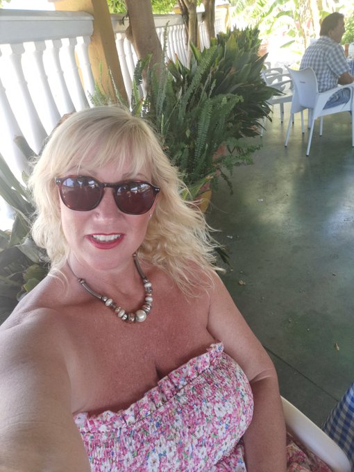 Who wants to buy me some sangria? PayPal hotblondemelody@yahoo.co.uk 💋💋💋 https://t.co/fNjSTRxGWR<a class="tags" target="_blank" title="On Twitter" href="/?out=eyJ0eXAiOiJKV1QiLCJhbGciOiJIUzUxMiJ9.eyJpYXQiOjE3MjA5NzYwMjgsImlzcyI6InR3cG9ybnN0YXJzLmNvbSIsIm5iZiI6MTcyMDk3NjAyOCwiZXhwIjoxNzUyNTEyMDI4LCJyZWRpcmVjdF91cmwiOiJodHRwczovL3R3aXR0ZXIuY29tL3lhaG9vIn0.lIuIm8rDuPnwXTVRHxwJcJc9qBV7NtZUuN14wiJoabHQvrfLGIPXZTnaRs_UJcoP97dOyuuQYuGg3-7BvpmfoA">@yahoo</a><a href="/tag/adultwork"class="tags"><span>#adultwork</span></a>