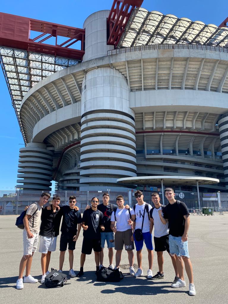 Visita reglamentaria. 🇮🇹⚽
San Siro!