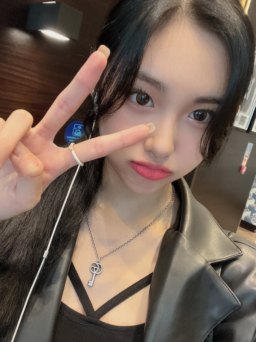 idegeul's tweet photo. 💚💌 — Fancafe 

Tittle: kkya!
"Aku akan kembali ke Korea! Semuanya, tunggulah sebentar 💕 " https://t.co/b4YIHeLGgc