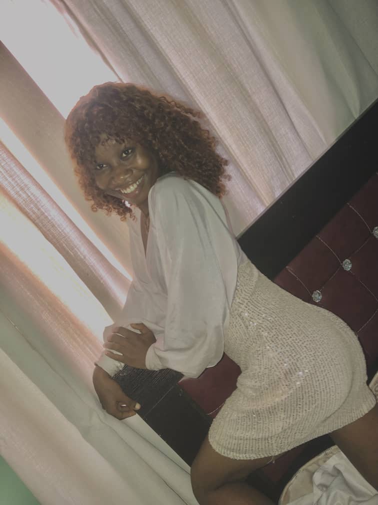growwithfay_'s tweet photo. This is 24 and counting!
I'm wearing the smile my birthday gave me.
Super grateful and thankful for God's grace upon my life.
Grateful for family, friends, and health. To all july babies BIG ENERGY all through this perfect month.
Happy Birthday Fancy Favour 🎂🍾🍹
#JulyQueen https://t.co/2AbqeEdRx1