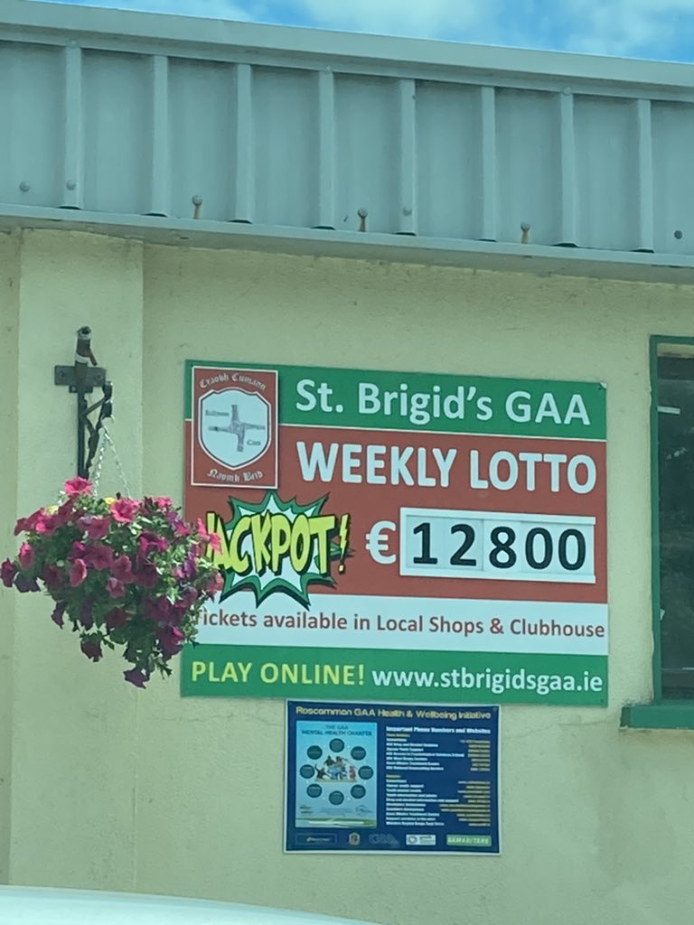 Ferm_Herald's tweet photo. SEMI SUNDAY 🏐

We have arrived in @StBrigidsRos for the @SportTG4 Ladies All Ireland Junior Championship semi final between @fermanaghladies and @LimerickCLG.

Throw in is at 1️⃣.3️⃣0️⃣pm.

Follow us on Twitter, Facebook and Instagram for live updates ‼️

#UpFermanagh https://t.co/BGhMZhwry2