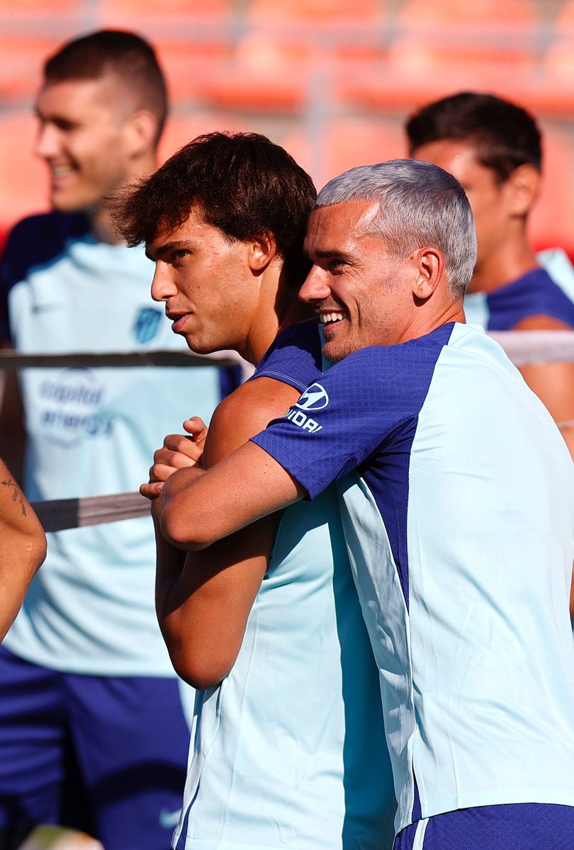 atletienglish's tweet photo. This season's gonna be fun 😏 https://t.co/rdt5A00tZ6