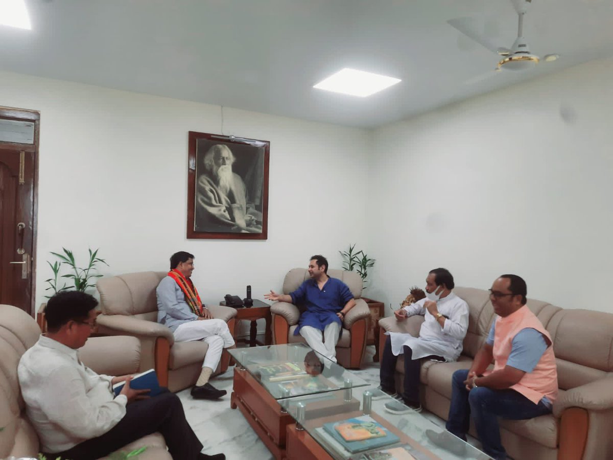 PradyotManikya's tweet photo. Met the hon CM of Tripura ManikSaha yesterday and discussed issues regarding TTAADC . The meeting was cordial and as per protocol and nothing beyond administration was discussed . Also Chairman Jagadish Debbarma , Dep CEM Animesh and CEO CK Jamatia (IAS) was present https://t.co/VH1HddAAfy