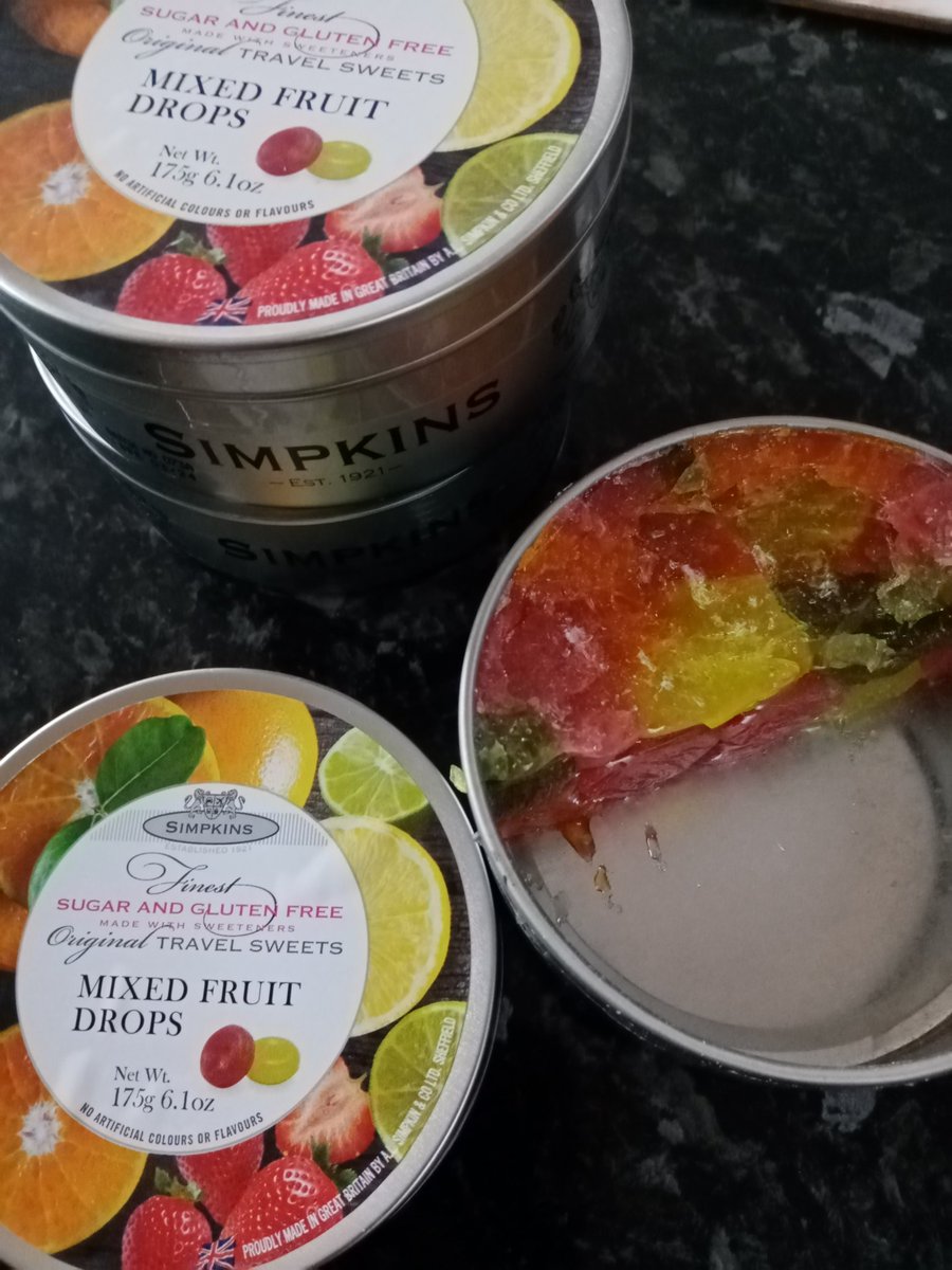 Elizabeth pickering tweet media